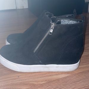 Wedged sneakers super cute